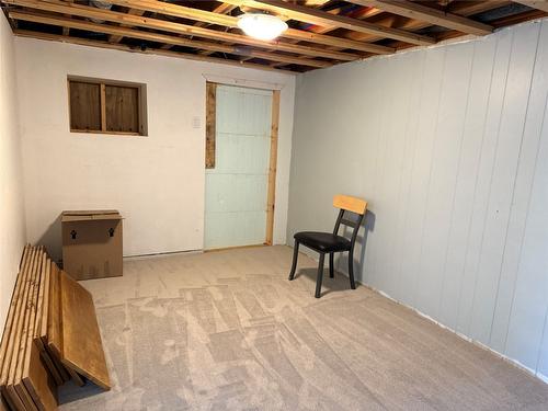 350A Kimberley Avenue, Kimberley, BC - Indoor Photo Showing Basement