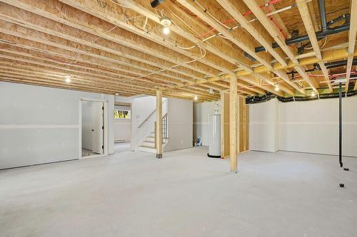 Basement - 1081 Ch. Domaine Sur Le Lac, Sainte-Lucie-Des-Laurentides, QC - Indoor Photo Showing Basement