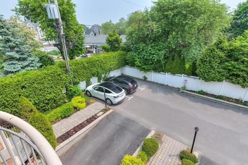 Vue - 7438Z Place Tanger, Brossard, QC 