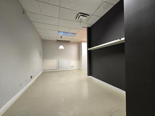 Cuisine - 200-515 Boul. De La Concorde O., Laval (Laval-Des-Rapides), QC - Indoor Photo Showing Other Room