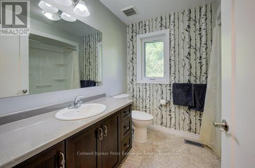 3072 Bruce Road 1, R.R. #2 Road, Brockton, ON - Indoor Photo Showing Bathroom