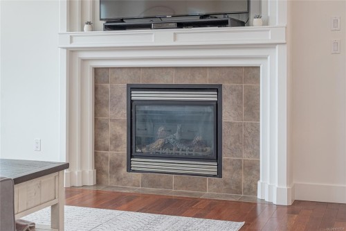 606 Stevens Pl, Ladysmith, BC 