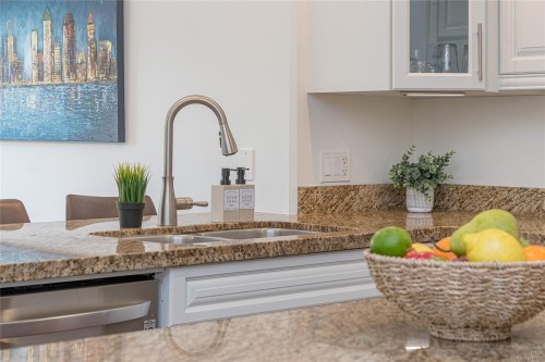 606 Stevens Pl, Ladysmith, BC 