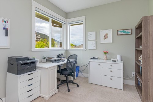 606 Stevens Pl, Ladysmith, BC 