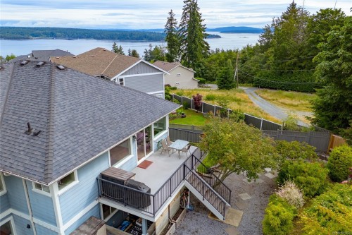 606 Stevens Pl, Ladysmith, BC 