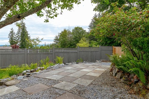 606 Stevens Pl, Ladysmith, BC 