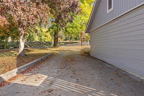 3585 Otter Lake Road, Armstrong, BC - Outdoor