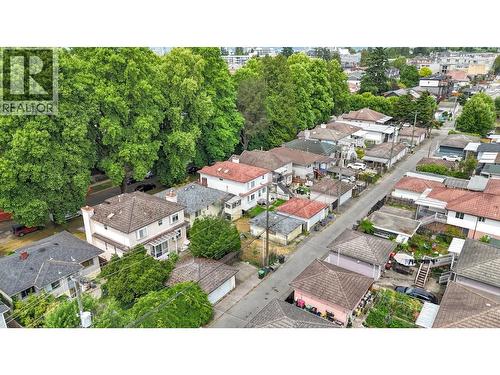 5338 Chambers Street, Vancouver, BC - Outdoor