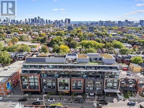 Drone shots - Ph 621 - 899 College Street W, Toronto, ON - Outdoor With View