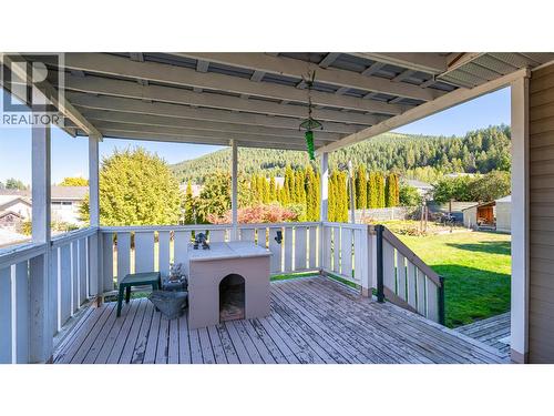 1832 Hurl Street, Creston, BC - Outdoor With Deck Patio Veranda With Exterior