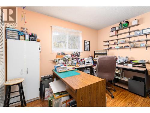 1832 Hurl Street, Creston, BC - Indoor Photo Showing Office