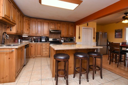 53 Seventh Avenue, Brantford, ON - Indoor Photo Showing Kitchen