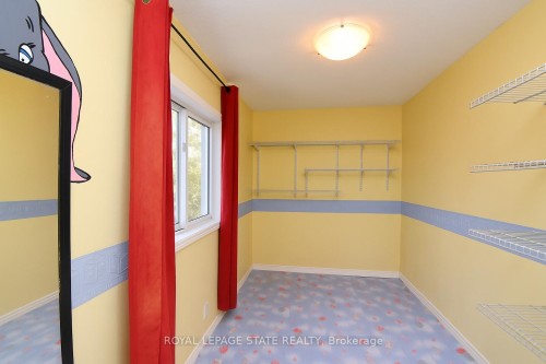 53 Seventh Avenue, Brantford, ON - Indoor Photo Showing Other Room