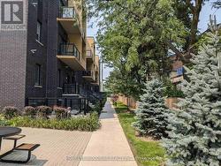 121 - 1145 JOURNEYMAN LANE  Mississauga, ON L5J 0B5