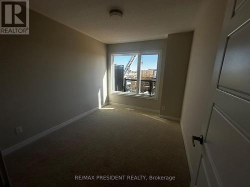 78 Ryan Reynolds Way S, Ottawa, ON - Indoor Photo Showing Other Room