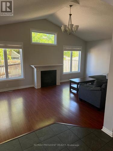 78 Ryan Reynolds Way S, Ottawa, ON - Indoor Photo Showing Other Room