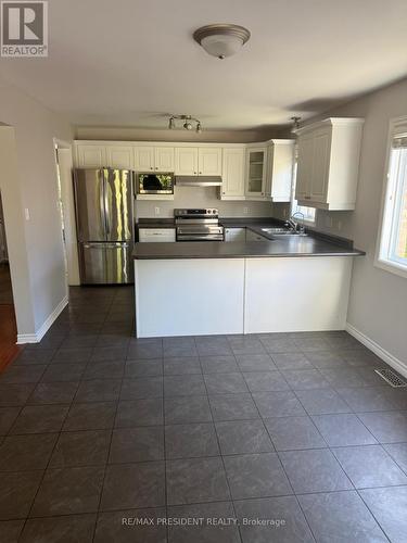 78 Ryan Reynolds Way S, Ottawa, ON - Indoor Photo Showing Kitchen