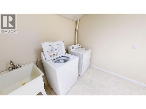 2205 Rockland Avenue Unit# 3, Trail, BC - Indoor Photo Showing Laundry Room