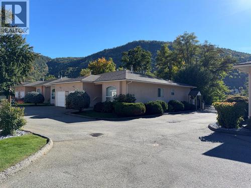 2205 Rockland Avenue Unit# 3, Trail, BC - Outdoor