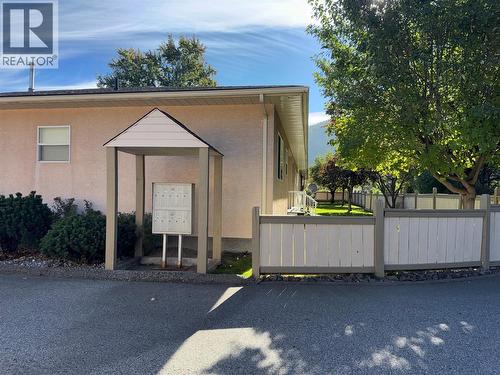 2205 Rockland Avenue Unit# 3, Trail, BC - Outdoor