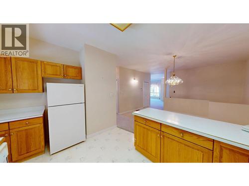 2205 Rockland Avenue Unit# 3, Trail, BC - Indoor Photo Showing Kitchen