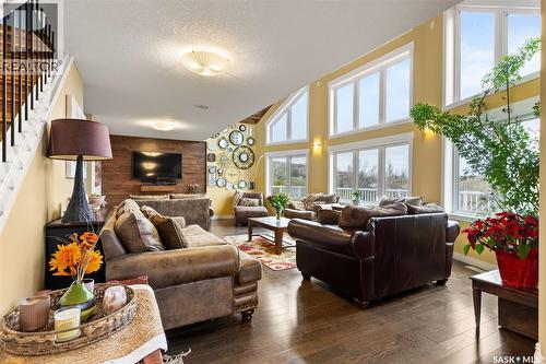 966 Tatanka Drive, Marquis Rm No. 191, SK - Indoor Photo Showing Living Room