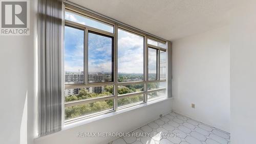 1609 - 75 King Street E, Mississauga, ON - Indoor Photo Showing Other Room