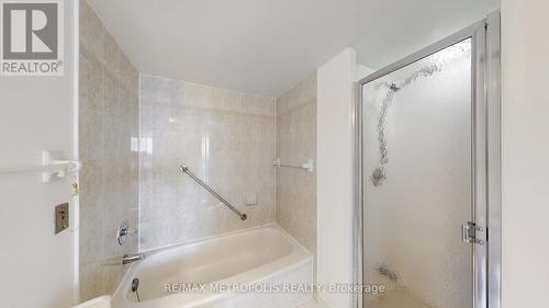 1609 - 75 King Street E, Mississauga, ON - Indoor Photo Showing Bathroom