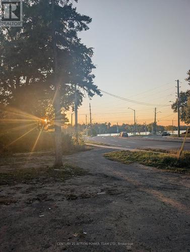 636 Walkley Road, Ottawa, ON 