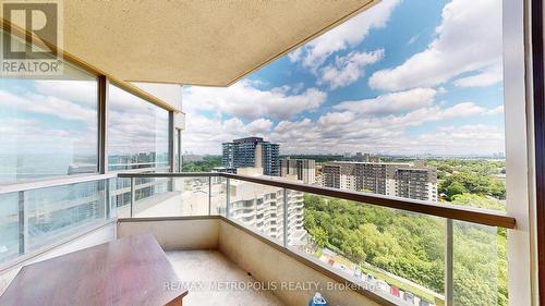 1703 - 75 KING STREET E  Mississauga, ON L5A 4G5