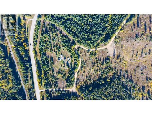 7698 3 Highway, Yahk, BC - Outdoor
