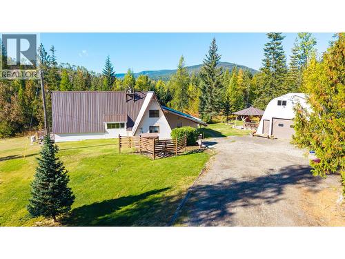 7698 3 Highway, Yahk, BC - Outdoor