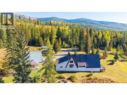 7698 3 Highway, Yahk, BC - Outdoor With View