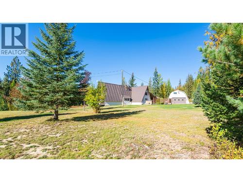 7698 3 Highway, Yahk, BC - Outdoor