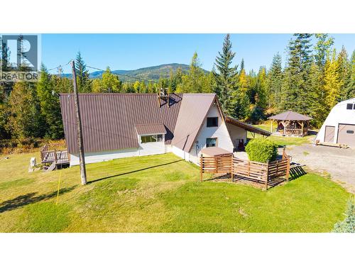 7698 3 Highway, Yahk, BC - Outdoor