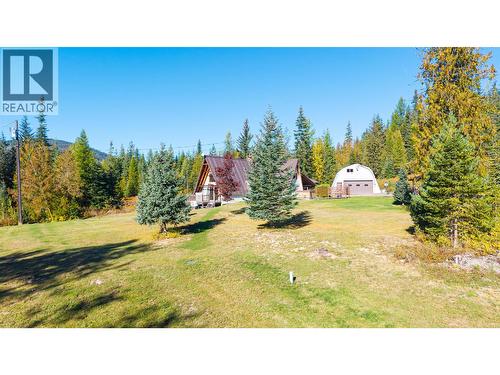 7698 3 Highway, Yahk, BC - Outdoor With View