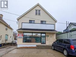 537 CHRISTINA STREET N  Sarnia, ON N7T 5W5