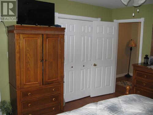 93 Forest Road, Conception Bay South, NL - Indoor Photo Showing Bedroom