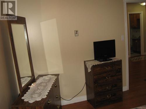 93 Forest Road, Conception Bay South, NL - Indoor Photo Showing Other Room