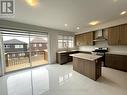117 Silk Twist Drive, East Gwillimbury, ON  - Indoor Photo Showing Kitchen 