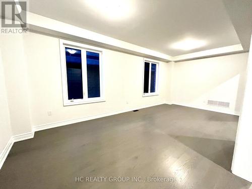 117 Silk Twist Drive, East Gwillimbury, ON - Indoor Photo Showing Other Room