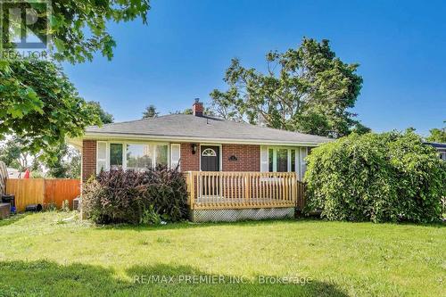 5 GOLFDALE ROAD  Barrie, ON L4N 6R5