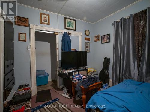 Unit 1 - Main Floor - original building - 98 Elmsley Street N, Smiths Falls, ON - Indoor