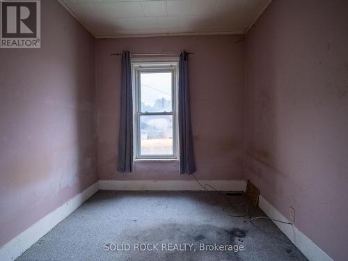 Unit 2 - Upper Floor - original building - 98 Elmsley Street N, Smiths Falls, ON - Indoor Photo Showing Other Room