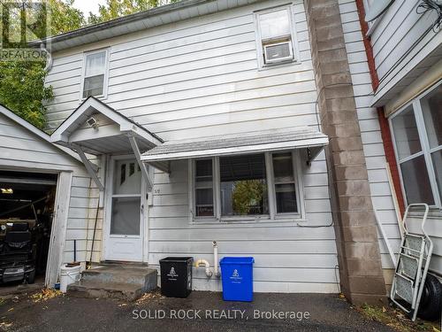 98 Elmsley Street N, Smiths Falls, ON - Outdoor