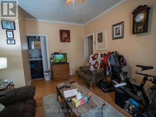 Unit 1 - Main Floor - original building - 98 Elmsley Street N, Smiths Falls, ON - Indoor Photo Showing Living Room