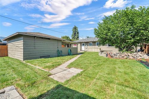 1160 Moosejaw Street, Penticton, BC - Outdoor