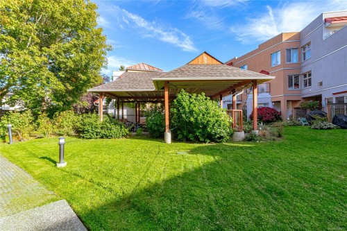 10-930 North Park St, Victoria, BC 