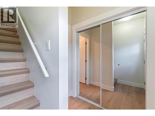 7281 46 Street Ne, Salmon Arm, BC - Indoor Photo Showing Other Room