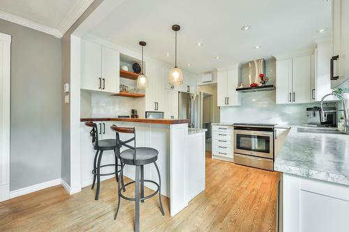 Cuisine - 229 Av. Du Vallon, Gatineau (Aylmer), QC - Indoor Photo Showing Kitchen With Upgraded Kitchen